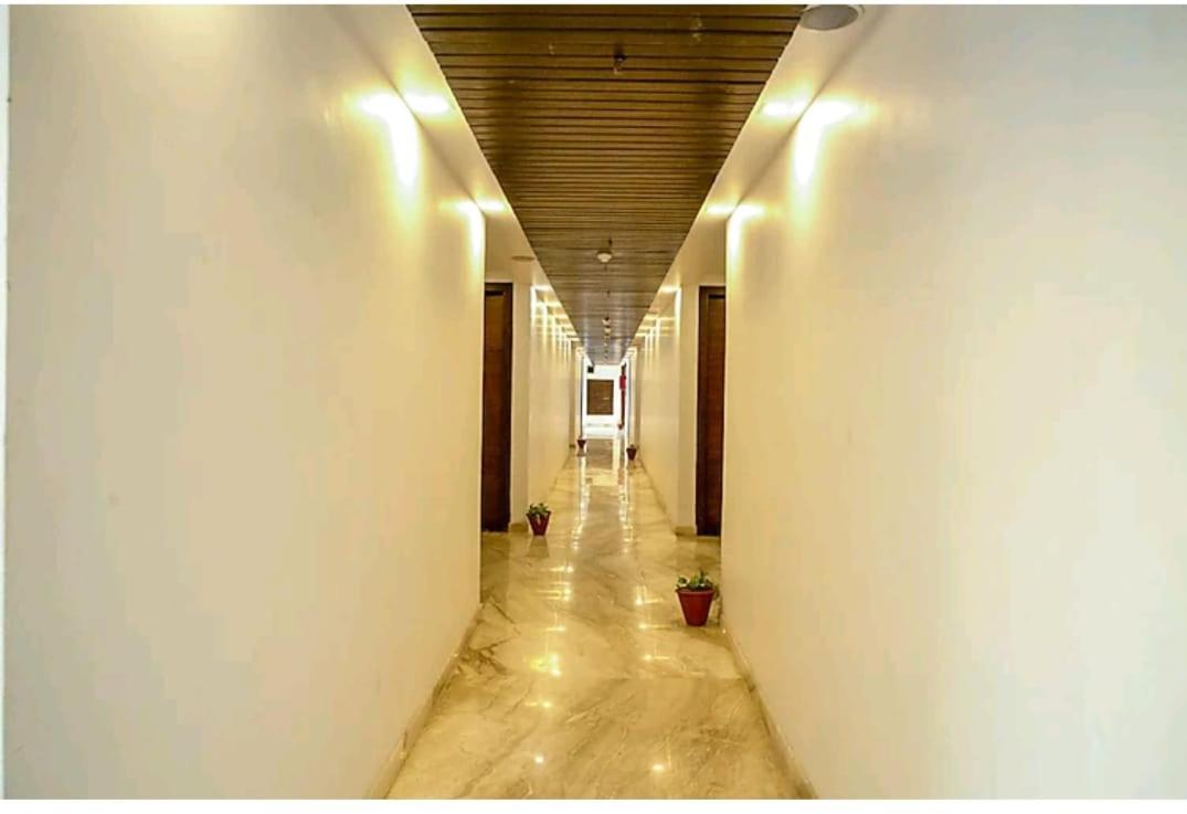 Hotel Agra Grande By Goyal Hoteliers Εξωτερικό φωτογραφία