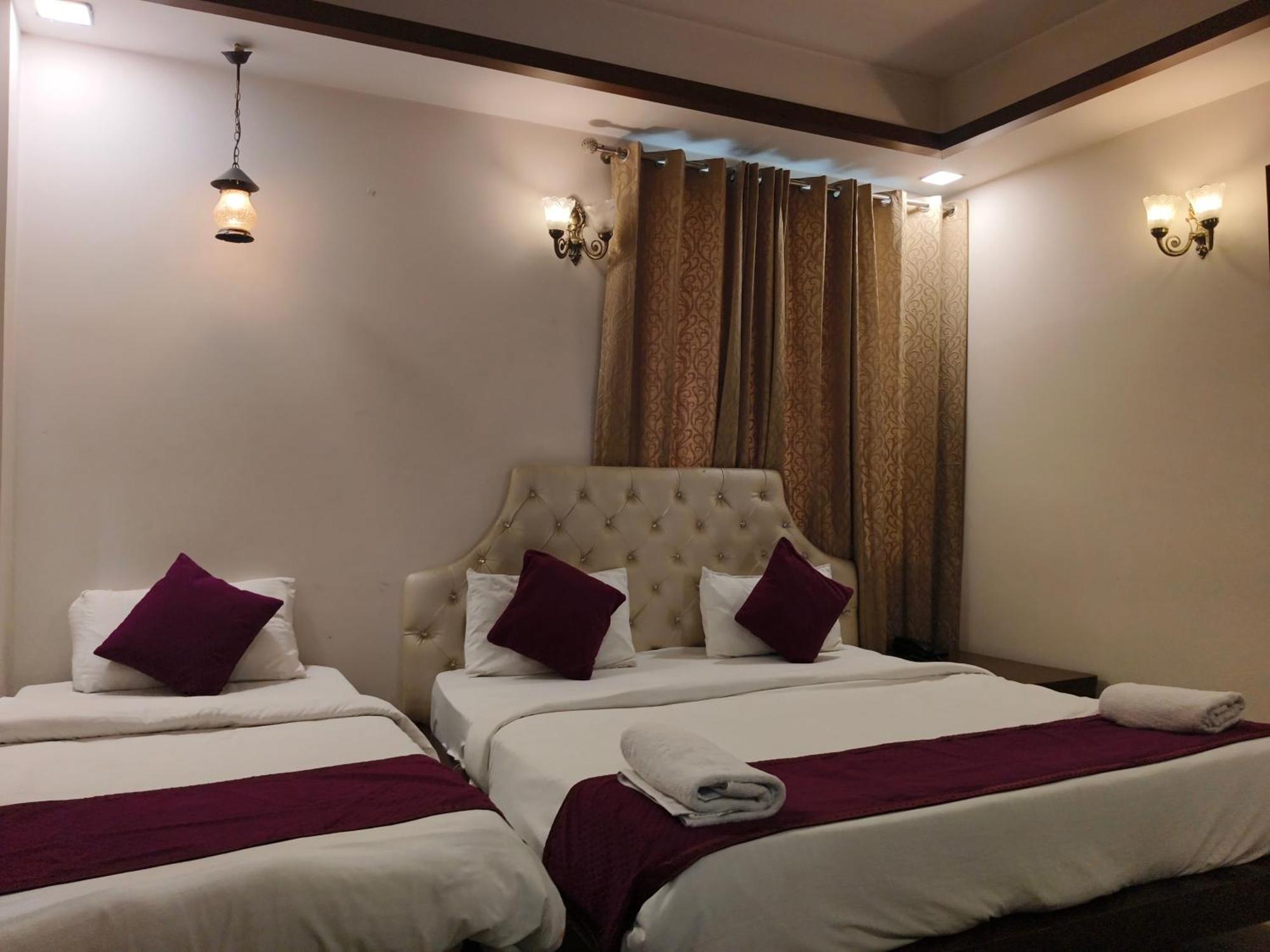 Hotel Agra Grande By Goyal Hoteliers Εξωτερικό φωτογραφία